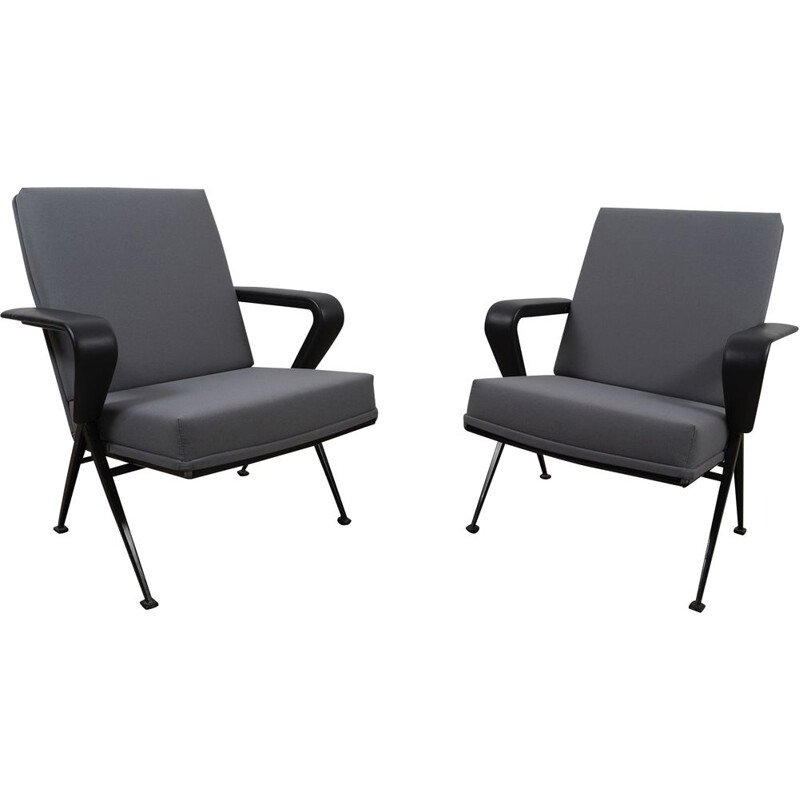Pair of Vintage armchairs by Friso Kramer for Ahrend de Cirkel, 1967