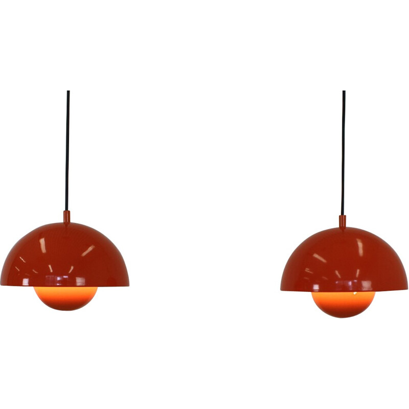 Louis Poulsen orange mid-century hanging lamp in metal, Verner PANTON - 1970s