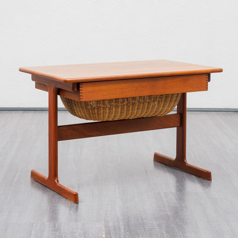 Table d'appoint vintage en teck pour la couture par Kai Kristiansen Danois 1960