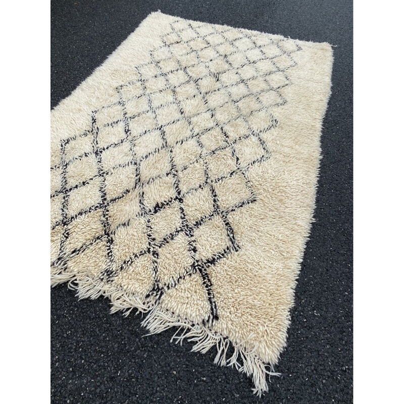 Vintage Berber carpet Beni Ouarain wool hand woven