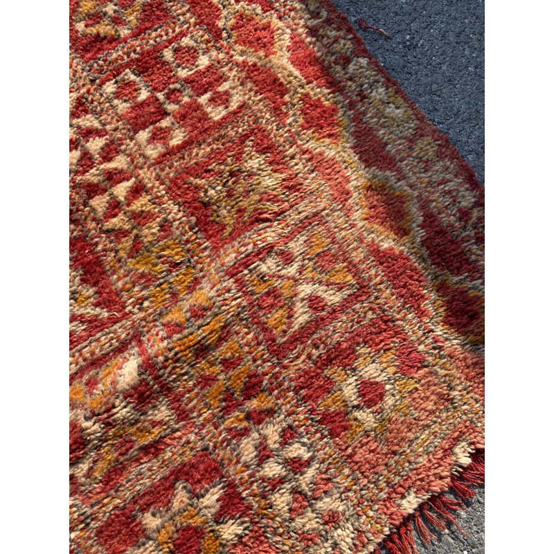 Vintage Berber carpet boujaad woven wool