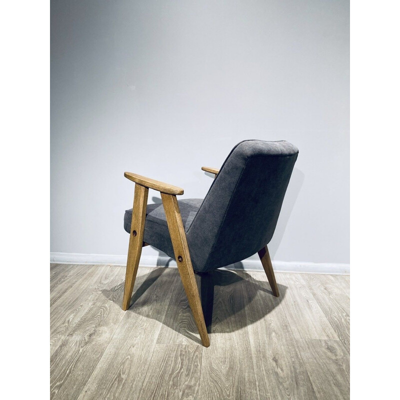 Vintage light armchair, model 366, J. Chierowski, 1960