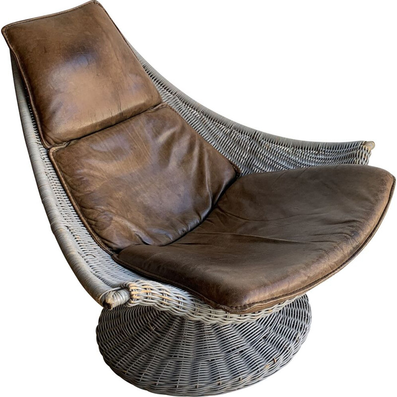 Vintage Leather And Rattan Swivel Chair By Gerard Van Den Berg For Montis, 1970s
