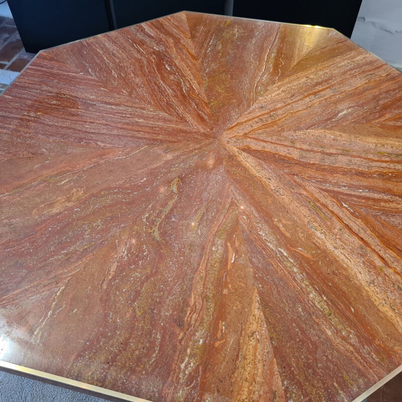 Table octogonale vintage en travertin rouge et laiton 1970