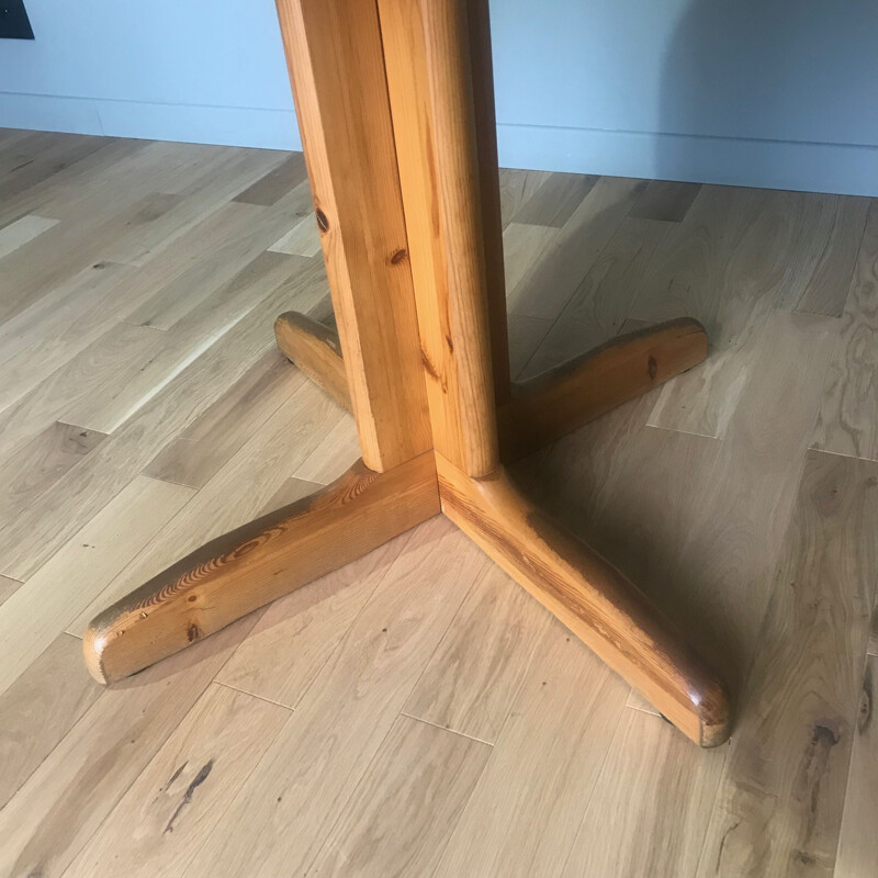 Vintage pine table 1980