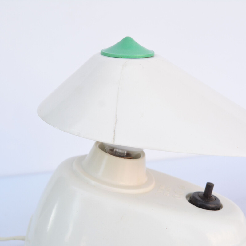 Vintage Zukov Lampe aus weißem Bakelit, Tschechoslowakei 1950