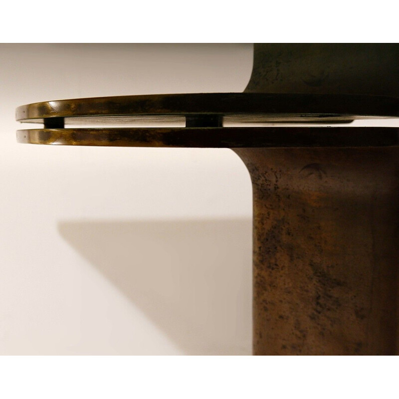 Mesa vintage "TL59" de bronce patinado y cristal ahumado de Tobia