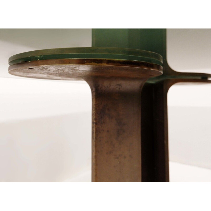  ’TL59’ Base en bronze patiné marron et plateau en verre fumé, avec bord sablé par Tobia & Afra Scarpa pour Poggi 1975