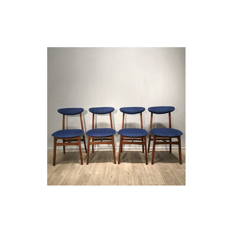 Set of 4 Vintage Chairs By R. Hałas 1960