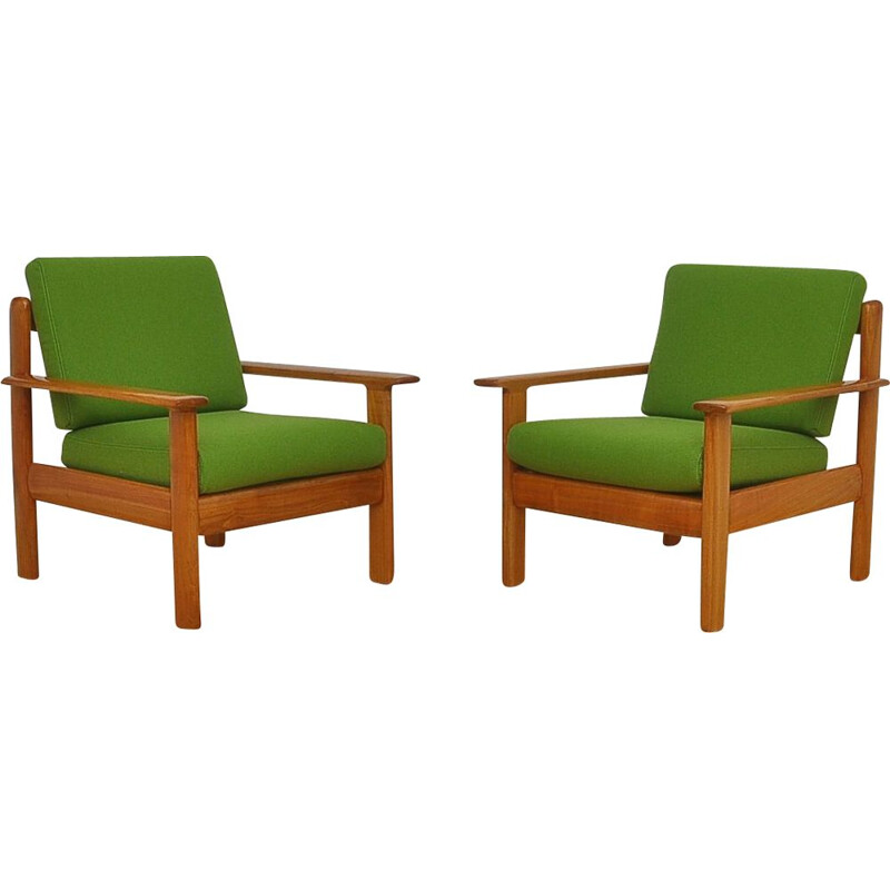 Pair of Knoll Antimott 1960 vintage armchairs