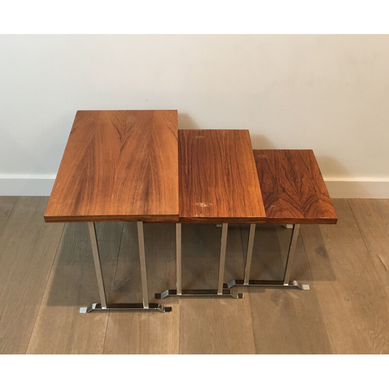 Set di 3 tavolini vintage in legno esotico e cromo, Francia 1970