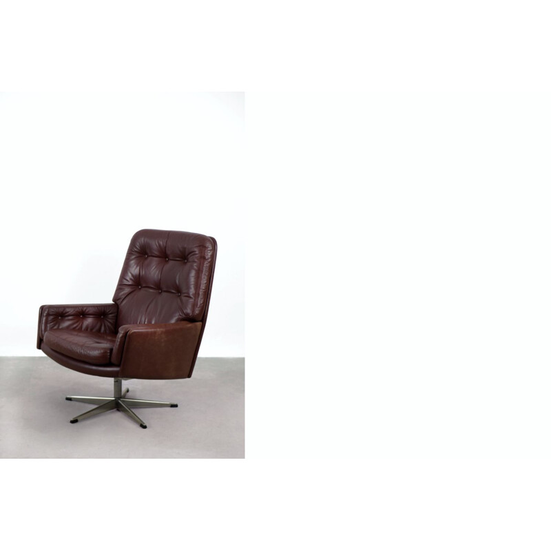 Mid-Century Brown Leather Swivel Armchair by Farstrup Møbler Danish 1960s