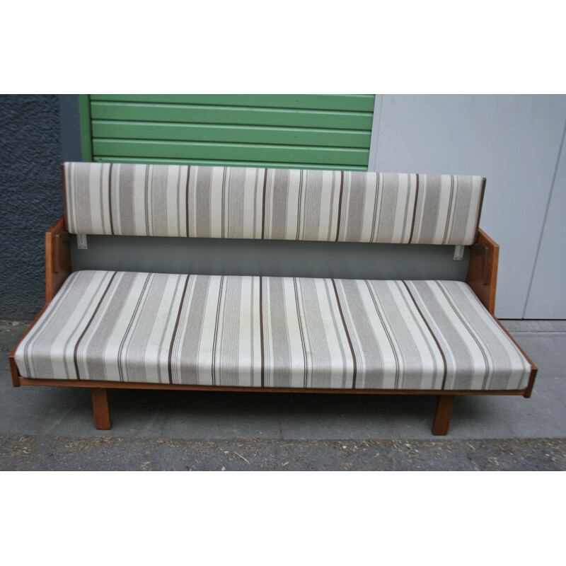 Daybed o divano vintage a 3 posti di Hans Wegner per Getama modello 258