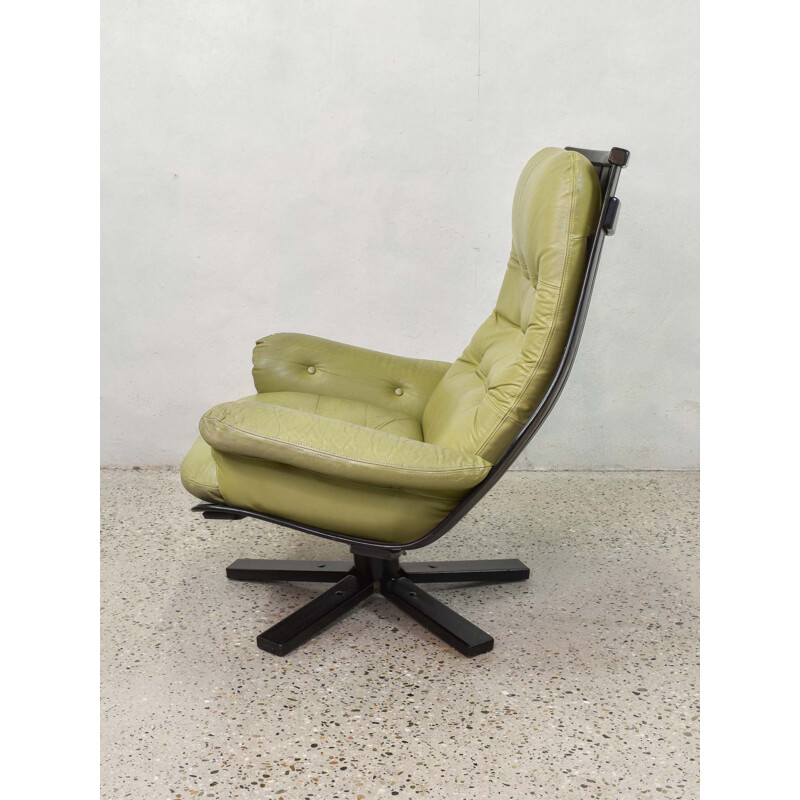 Vintage Leather Swivel Chair of Hans Brattrud