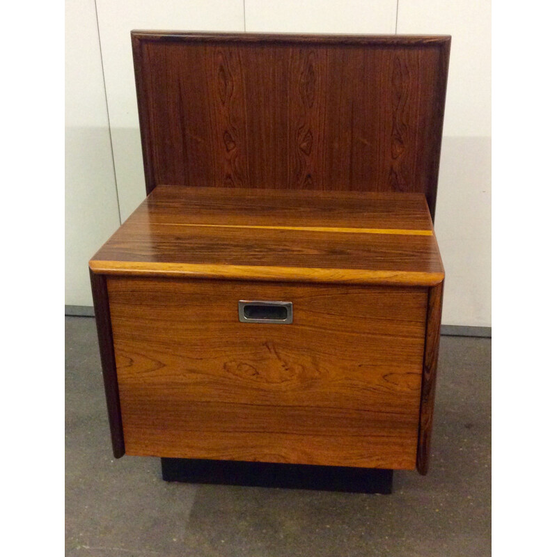 Pair of rosewood bedside tables, Robert HERITAGE - 1960s
