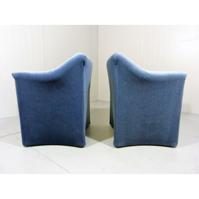 Pair of Vintage easy chairs Grande Tentazione by Mario Bellini for Cassina Italian 1970s