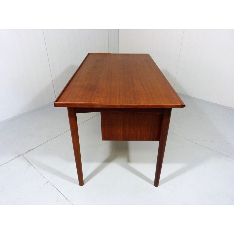 Bureau vintage en teck par A.B. Lammhults Möbler, Suède 1960