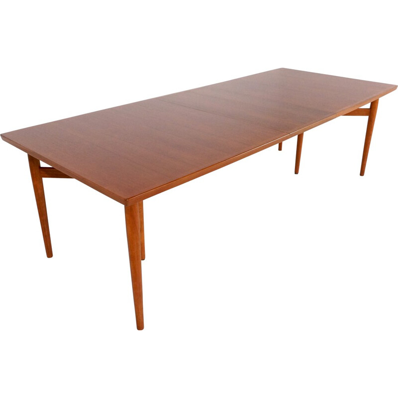 Sibast six legged extendable dining table in teak, Arne VODDER - 1960s