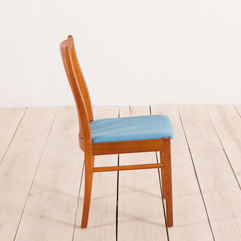 Set van 4 blauw teakhouten opnieuw beklede Deense stoelen