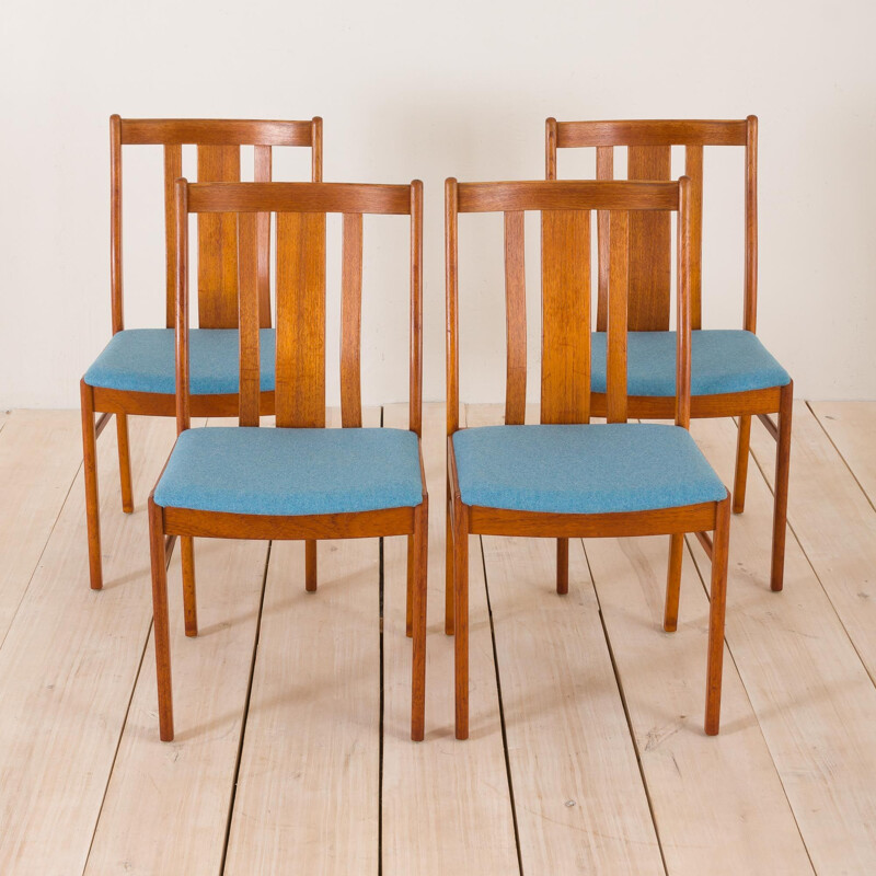 Set van 4 blauw teakhouten opnieuw beklede Deense stoelen