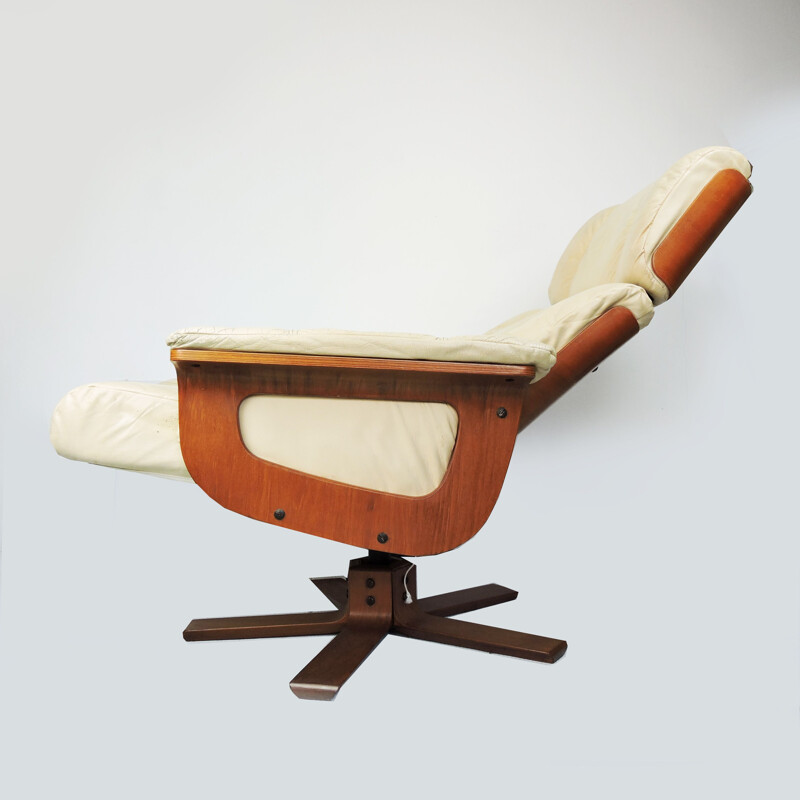 Vintage Cream Leather Lounge Chair and Ottoman, 1970s