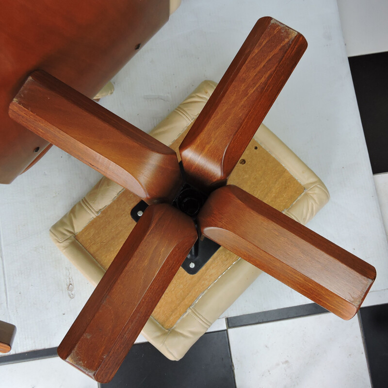 Vintage Cream Leather Lounge Chair and Ottoman, 1970s