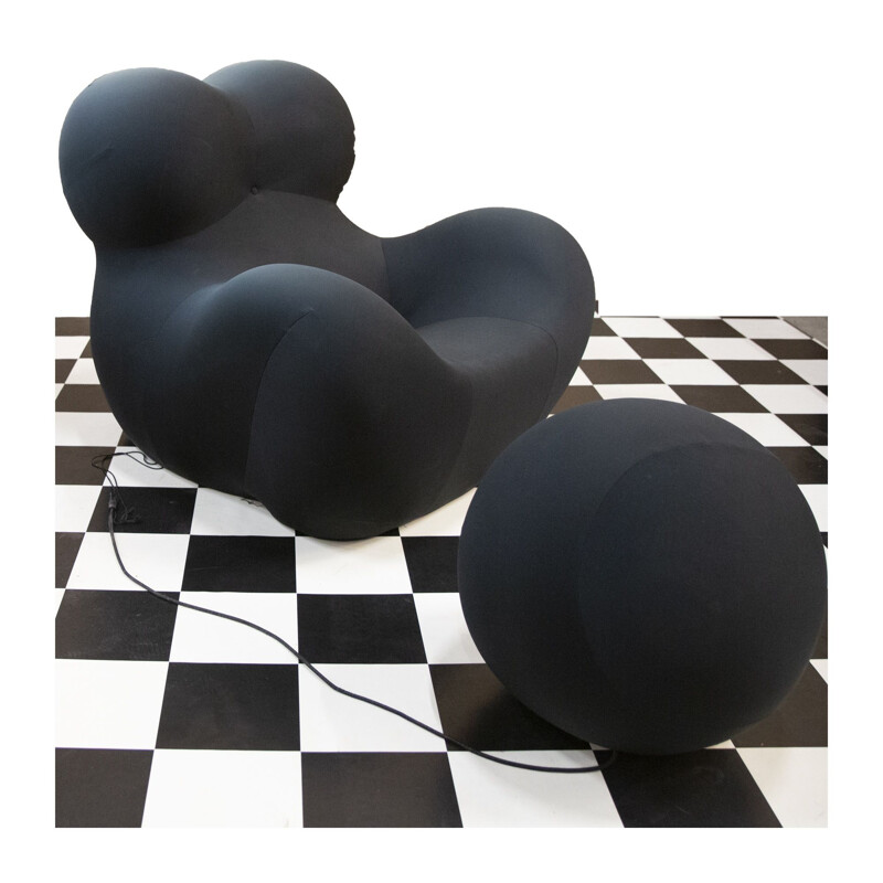 Vintage Black La Mamma Up 5 and Up 6 by Gaetano Pesce for B&B Italia 2000