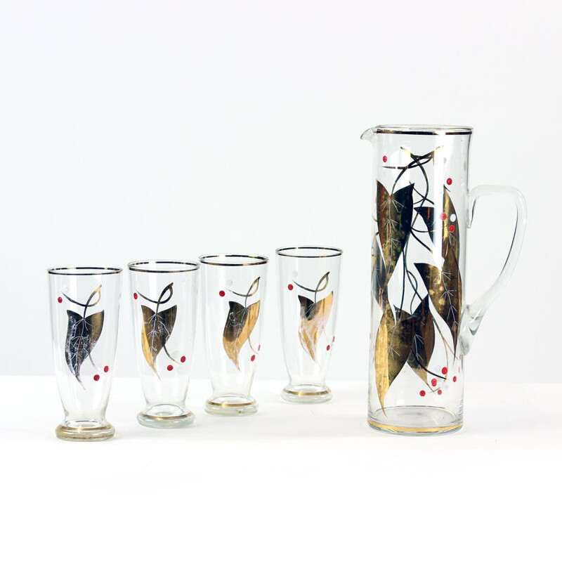 Set of 4 vintage glasses and pitcher with gold details, Czech 1960