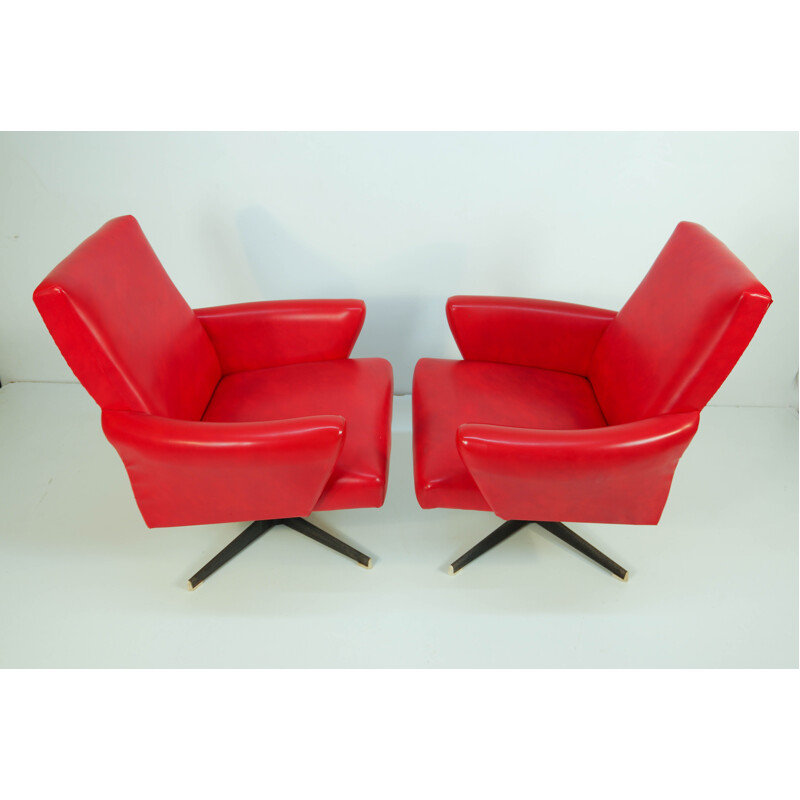 Paire de fauteuils rouge pivotants vintage par Drevotvar, 1978