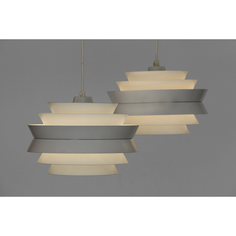 Pair of vintage pendant lights "Trava" in white aluminium by Carl Thore for Granhaga Metallindustri. Sweden 1960s