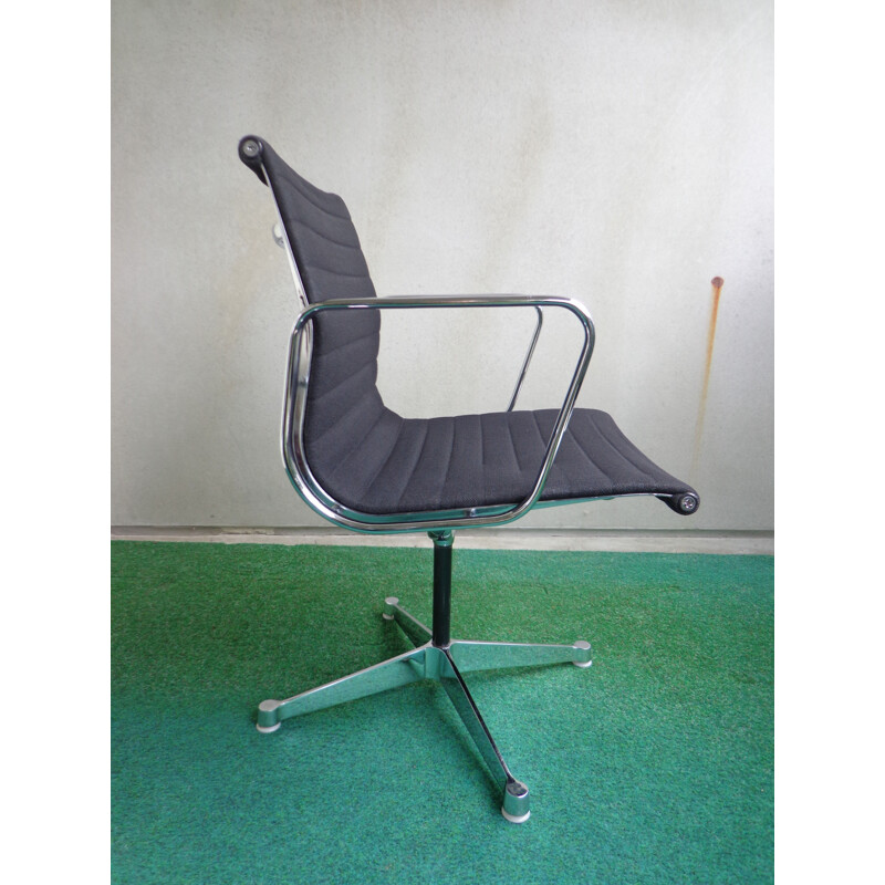 Chaise de bureau vintage EA108 par Charles & Ray Eames ed. Herman Miller Aluminium 1960