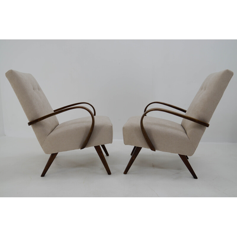 Paire de fauteuils vintage de Jaroslav Smidek 1960