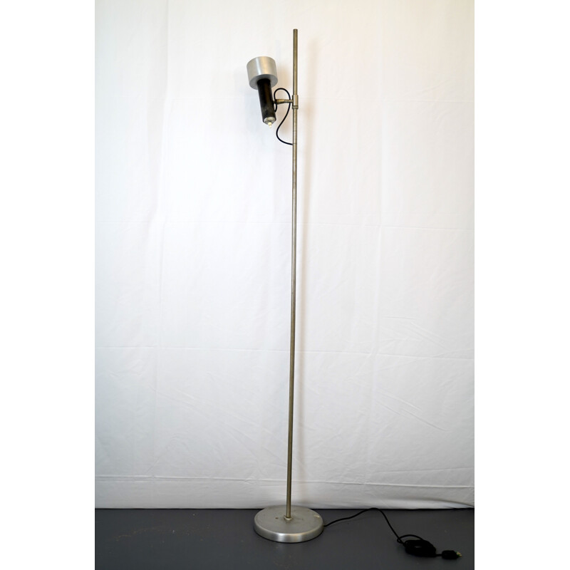 Vintage Nickel and lacquer floor lamp with orientable diffuser by Stilux Milano 1960