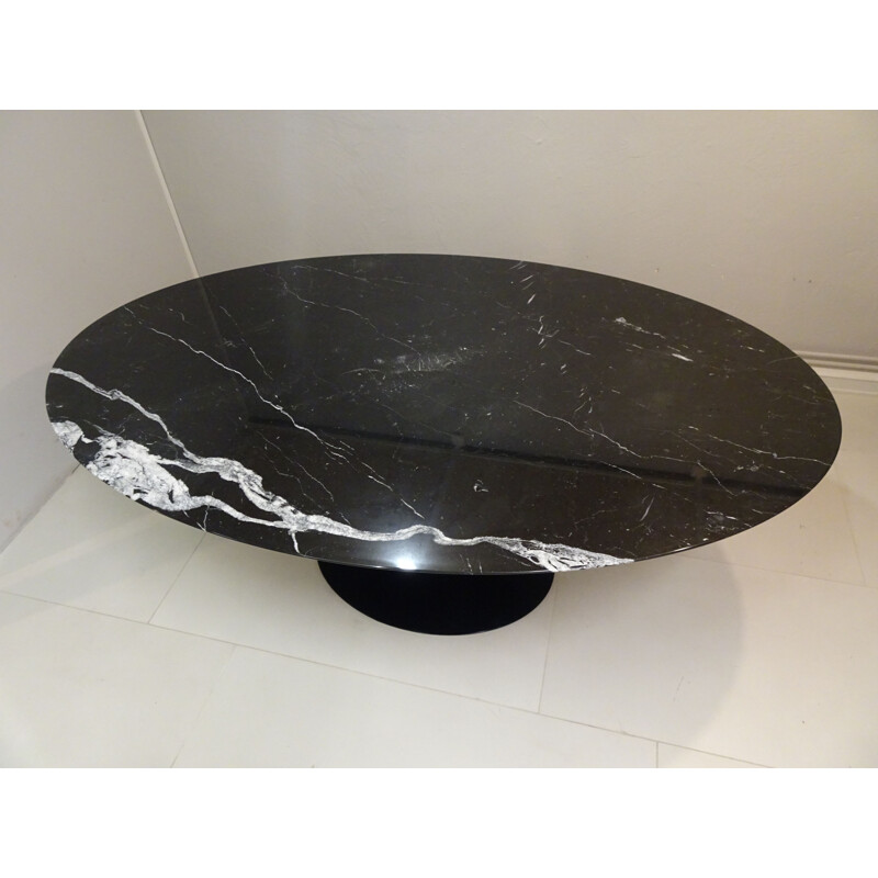 Vintage black marble table marquina by Eero Saarinen for Knoll 1990