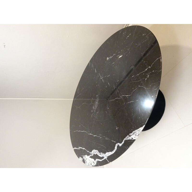 Table marbre vintage noir marquina par Eero Saarinen pour Knoll 1990