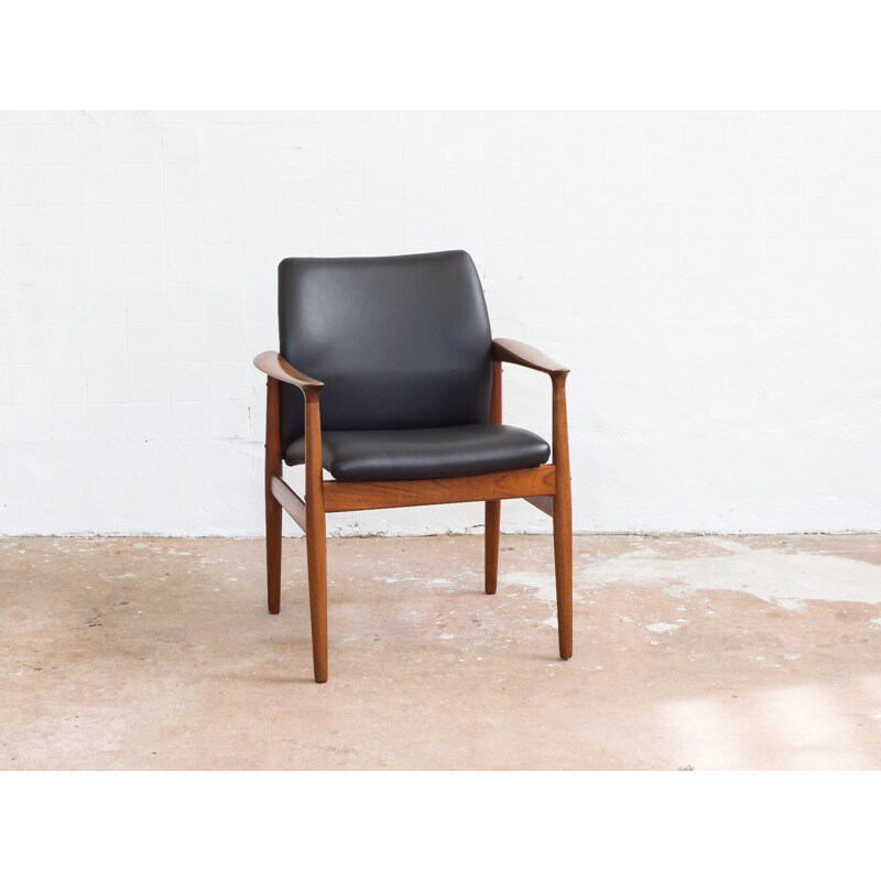 Mid-century Glostrup teak armchair with leather, Grete JALK - 1950s