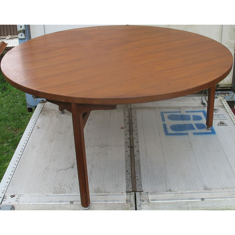 Table ronde  vintage estamillée Jens Risom 1970