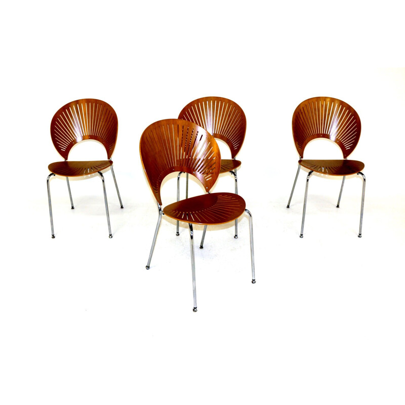 Conjunto de 4 cadeiras de mesa vintage modelo. 3298 Trinidad Nanna Ditzel Dinamarca 1960