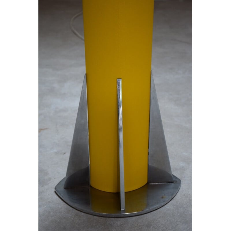 Luminaire vintage fût aluminium peint époxy jaune de Yonel Lebovici, 1981