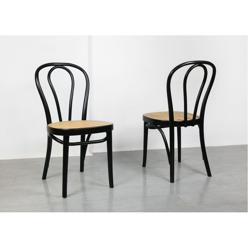 Pair of N218 Black Chairs vintage by Michael Thone