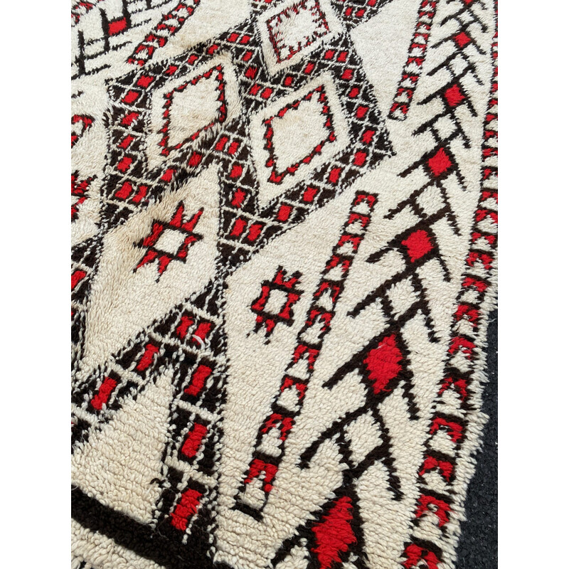 Tapis vintage berbere marmoucha rouge