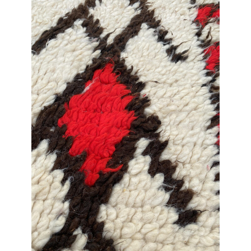 Tapis vintage berbere marmoucha rouge