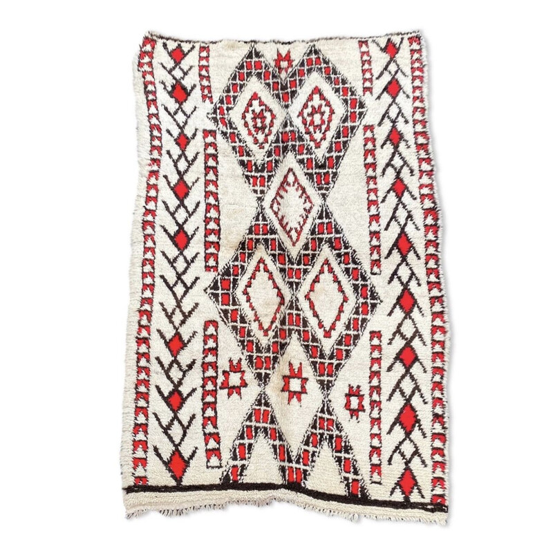 Vintage berbere marmoucha red carpet