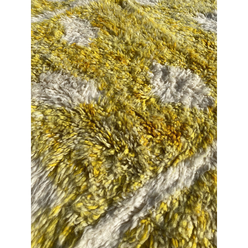 Vintage carpet Beni Ouarain yellow Berber
