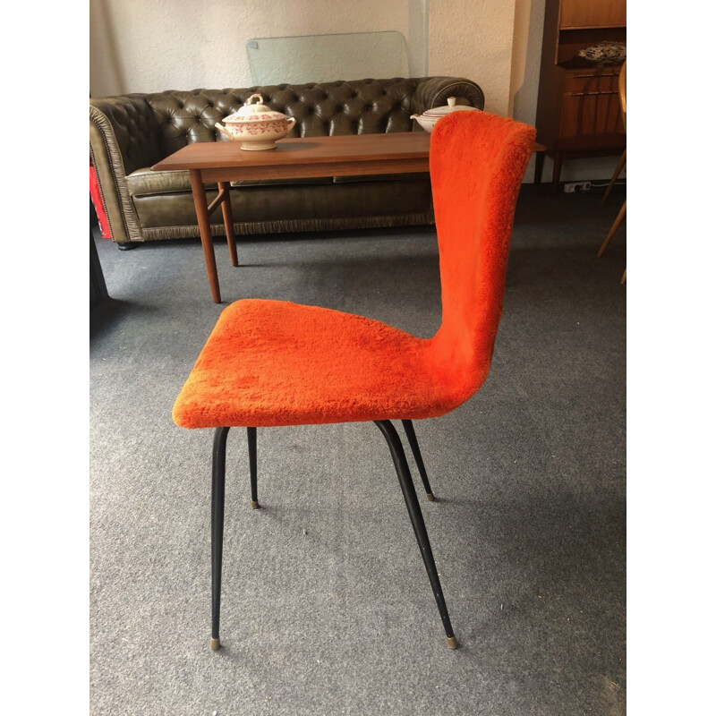 Pair of vintage en faux fur red 1950 chairs