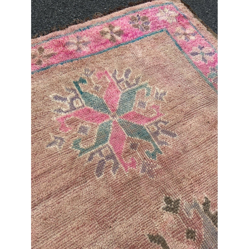 Vintage Berber Boujaad carpet