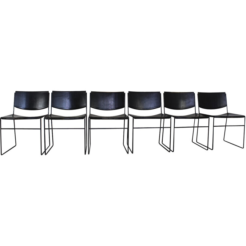 Suite de 6 chaises noires en bois et métal - 1970