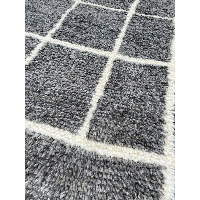 Vintage Berber carpet beni ouarain grey