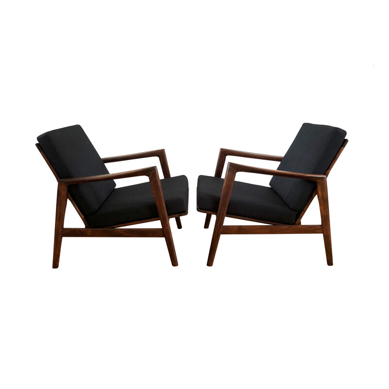 Pair of Mid-Century Black Armchairs from Swarzędzkie Fabryki Mebli, 1960s