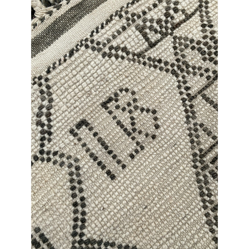 Vintage Berber carpet beni ouarain 1958